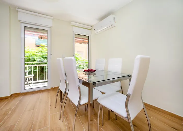 Mercado By United Renters Alicante