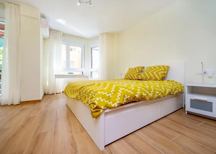 Mercado By United Renters Alicante