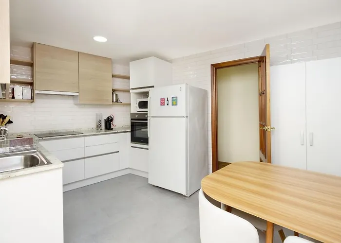 Mercado By United Renters *