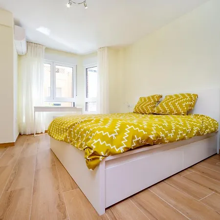Mercado By United Renters Alicante